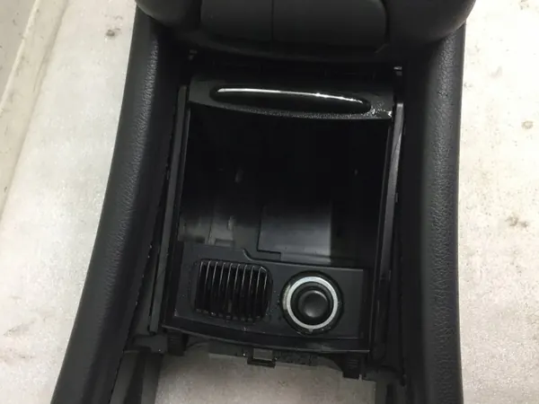 Accoudoir tunnel Mercedes C W203 OEM A2036802639 image 6