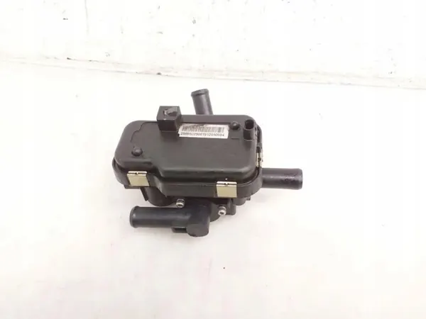 Vesipumppu OEM 25660J2500 Kia Soul III:lle 2021 image 2