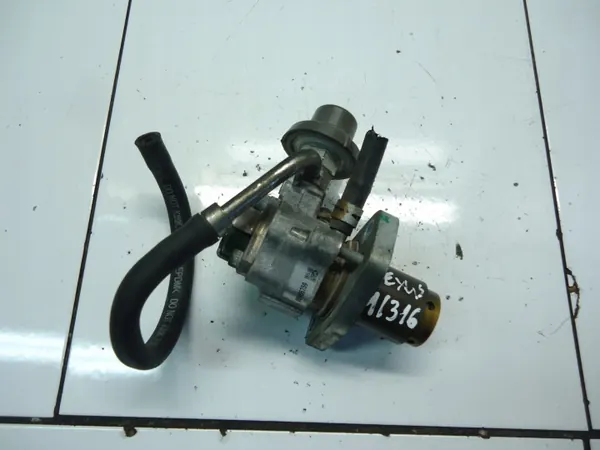Bomba de combustível Lexus GS300 3.0 R6 OEM 23480-31020 image 2