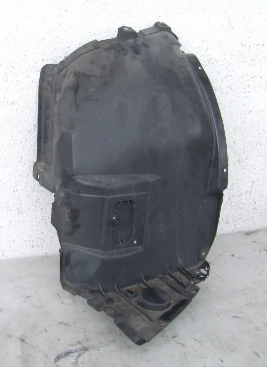 BMW E92 E93 etu vasen lokasuoja OEM 7154415 image 2