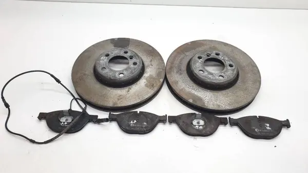 Jeu disques et plaquettes avant OEM AUST131638 BMW F01 image 2