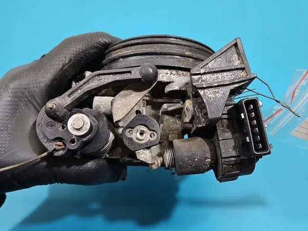 Monowtrysk Citroen Saxo 1.1 8V image 10