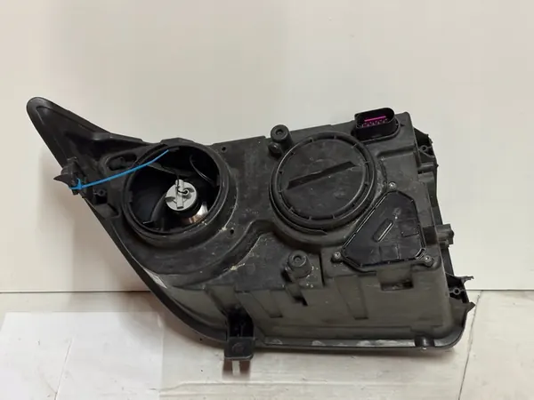 Etusäilytys oikea VW Crafter 2006-2011 image 4