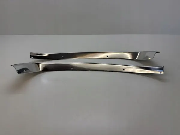 OEM NAKLADKISIERPBMWOE Takaoven sirppilistasarja BMW 3 E30 image 3