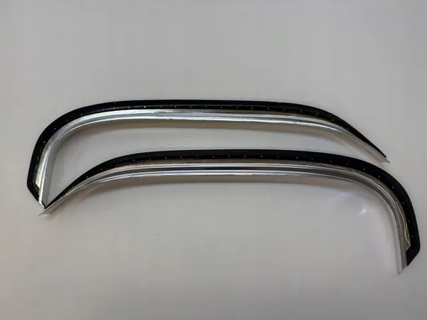 OEM NAKLADKISIERPBMWOE Takaoven sirppilistasarja BMW 3 E30 image 6
