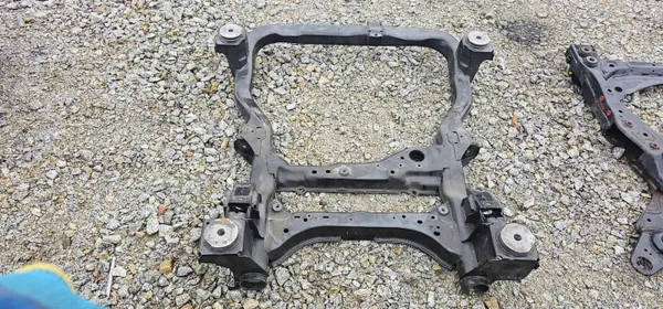 Berço dianteiro OEM 7LA499029 para VW T6.1 Multivan image 3