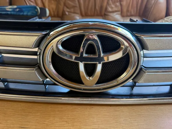 Toyota OE Grille OEM 753120K050 voor Hilux VIII 8 image 8