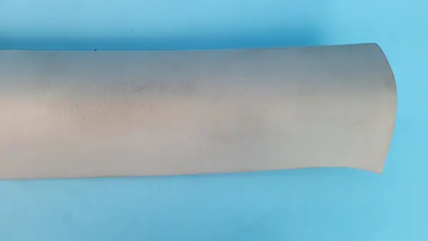 Tesla Model 3 Oikea Pilarikansi OEM 1527916-01-F image 5