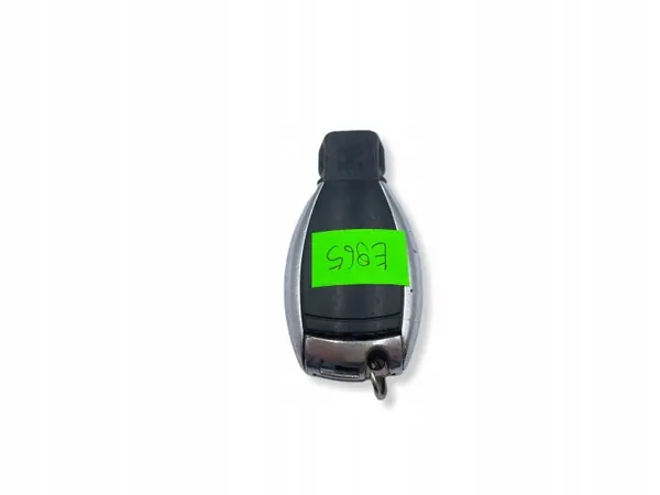 Clé Mercedes OEM UHP2250 - 3 Boutons Argent Occasion image 6