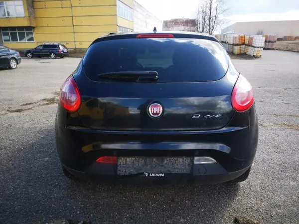 Fiat Bravo Pakoputken keräin OEM 55217375 1.6L 2008 image 10