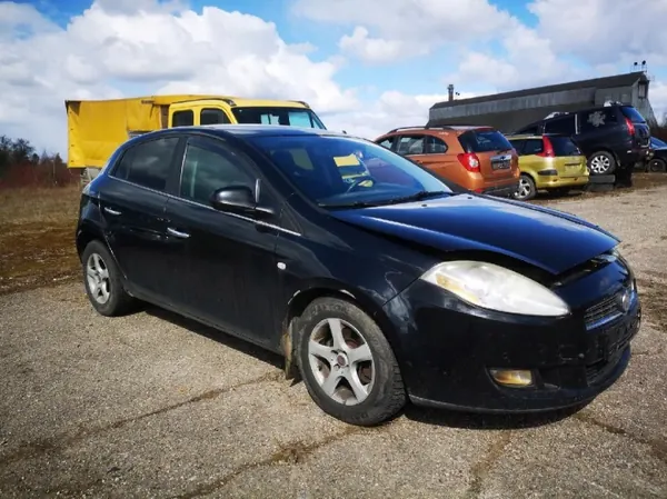 Fiat Bravo Pakoputken keräin OEM 55217375 1.6L 2008 image 5