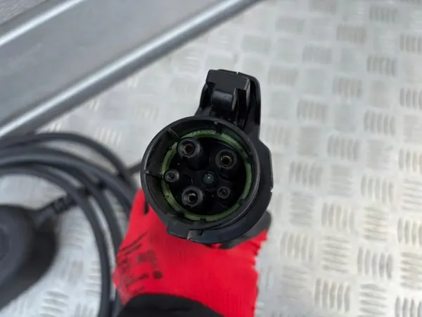 Câble de charge IG AUTO PEŁCZYN pour RIVIAN R1T R1S image 3