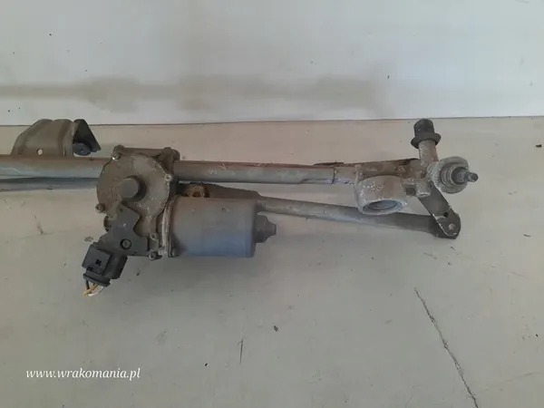 Opel Zafira II Etu Pyyhkijämoottori image 2