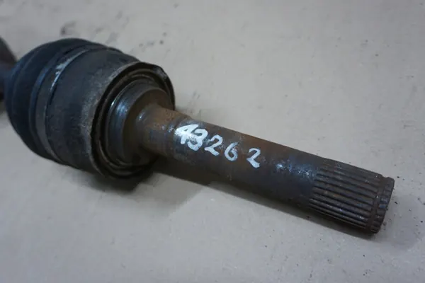 Eixo dianteiro direito OEM 13262 para Hyundai Galloper 2.5 TDi image 4