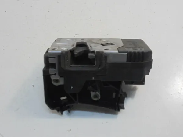 Opel Meriva A Dörrlås OE 13203899 image 5