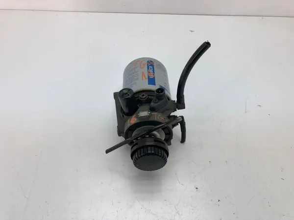 Vanne de dessiccateur d'air MAN TGM TGX TGS EURO 6 LA8543 OEM 81521026370 image 1
