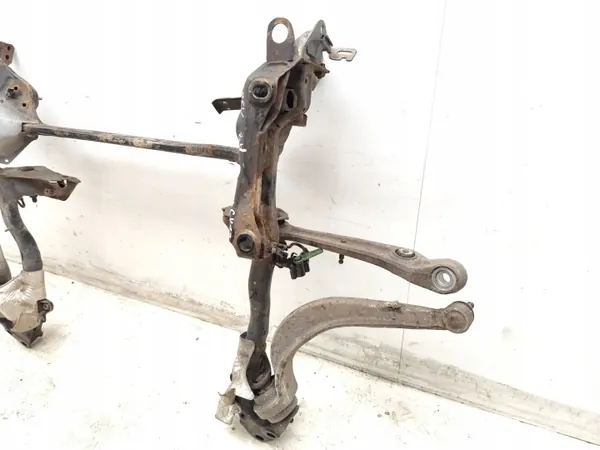 Subchassi dianteiro Audi A5 OEM No MPN - Usado image 3