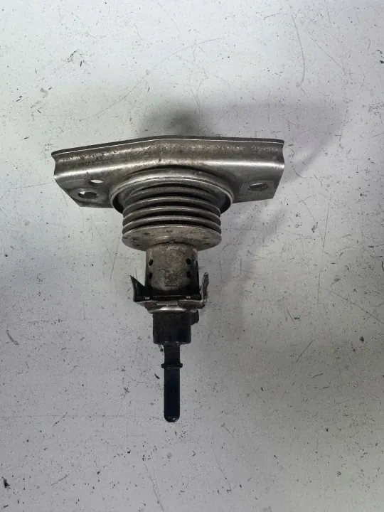 Injector AdBlue OEM 04440210382 para Opel Zafira C image 3