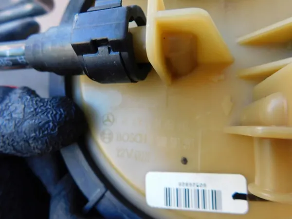 Panier de flotteur pompe à carburant Mercedes Sprinter 906 OEM image 4