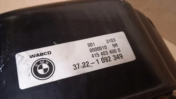 BMW E53 Air Suspension Pump 3.0D image 7