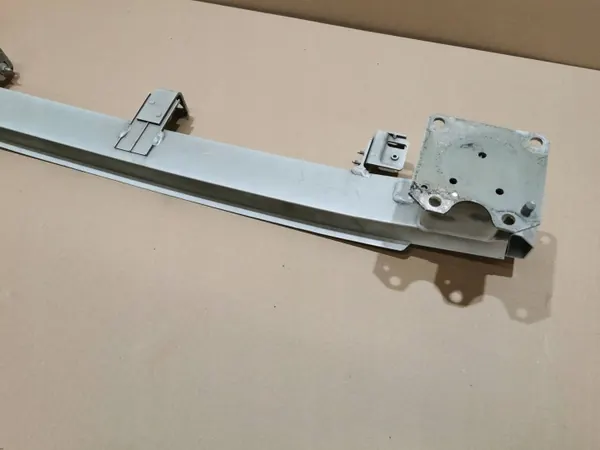 OEM 9660501880 Voorbumperbalk voor Citroen C5 II image 6