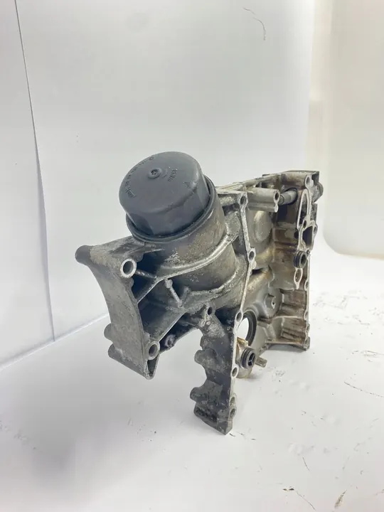 Oljefilterbas Täckning Mercedes W124 W202 M111 1110150401 image 10