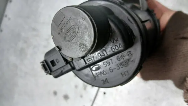 Farol Direito VW Passat B6 05-10 2.0TDI Sedan 3B7941700A image 4