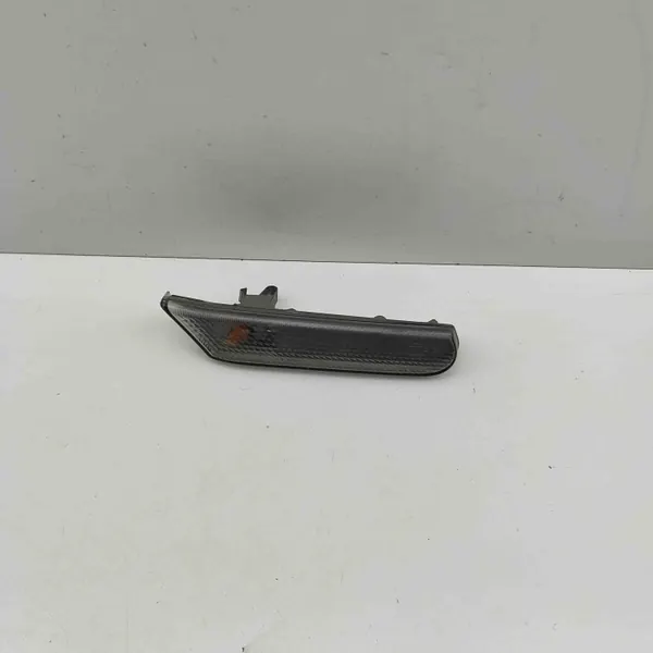 OEM 99663104403 Intermitente de aleta derecha Porsche 911 image 2