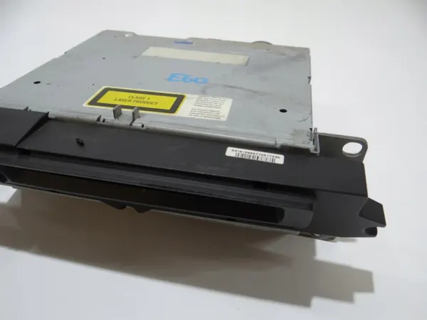 Lector CD Radio BMW OEM 6950814 para E60/E61 image 3
