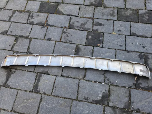 Mercedes Classe R W251 Garniture Chrome Pare-chocs Arrière OEM A2518800011 image 6