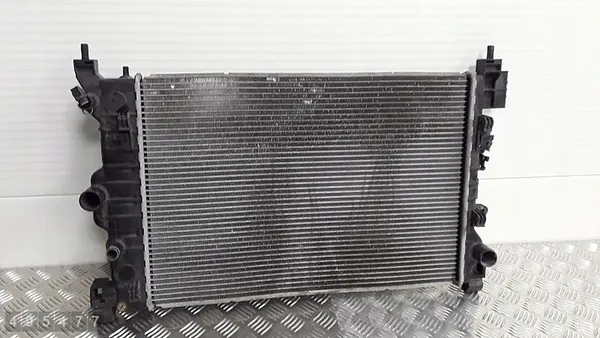 Radiador Opel Mokka X 2017 1600 Gasolina OEM 95298557 image 2