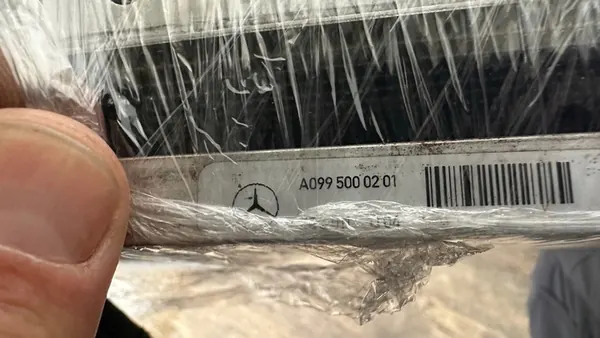 MERCEDES C-KLASA 206 Water- en AC-radiator A0995009900 image 4