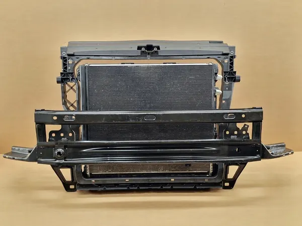 Soporte Frontal Radiador VW Crafter 2016-2024 image 2