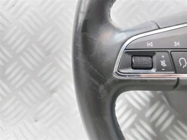 Volant Seat Leon III OEM 5F0419091AH Noir image 3