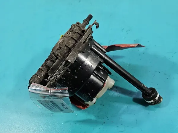 Renault OE Pump OEM 237G00284R Used Condition image 9