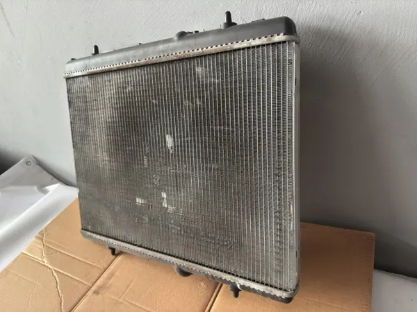 Radiator Peugeot 3008 I 2014 OEM 9680533480 image 6