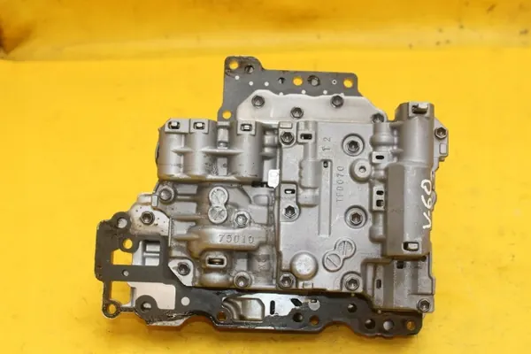Controlador Hidráulico Volvo OE 11209118B Usado image 3