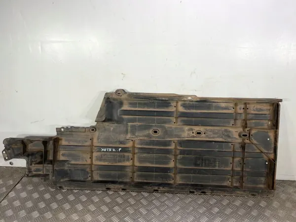 OEM 56411AJ011 Protetor central traseiro Subaru Outback image 2