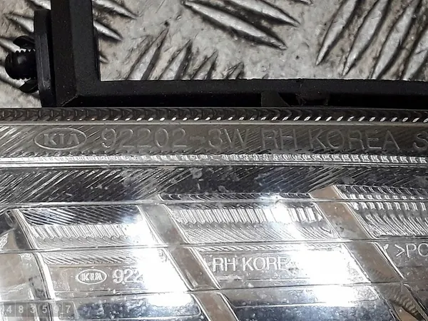 Farol de neblina Kia Sportage 2012 922023w image 8