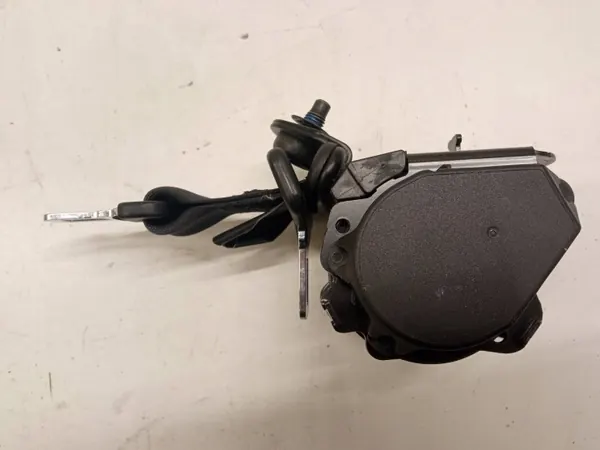 Ceinture de sécurité centrale arrière OEM 624809100A Ford image 5