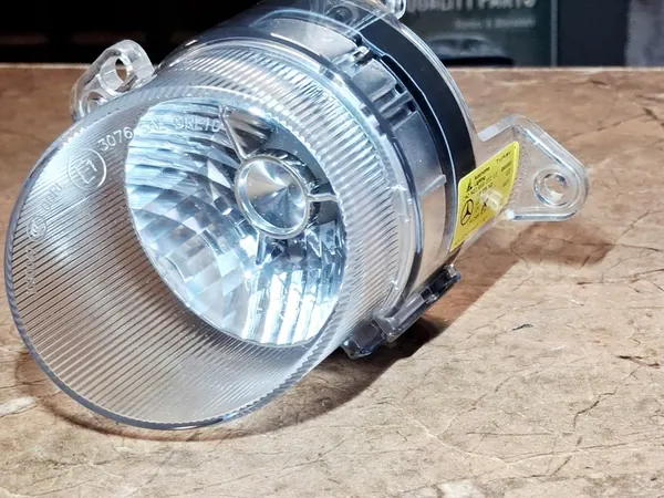 Farol Halógeno Esquerdo Mercedes A B C A0999060151 image 3