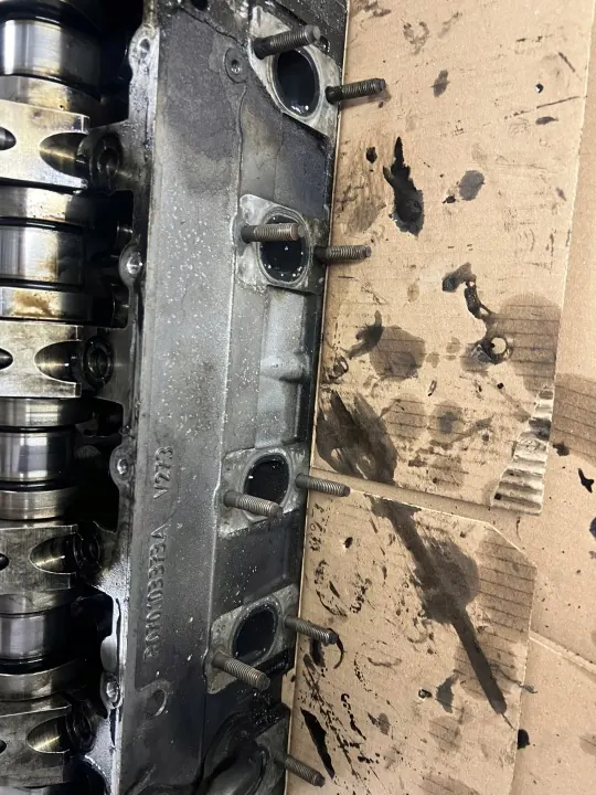 Culasse VW Touareg 5.0TDI OEM 070103373a image 10