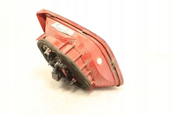 Lámpara Trasera Derecha Volkswagen Passat B7 Sedán image 2