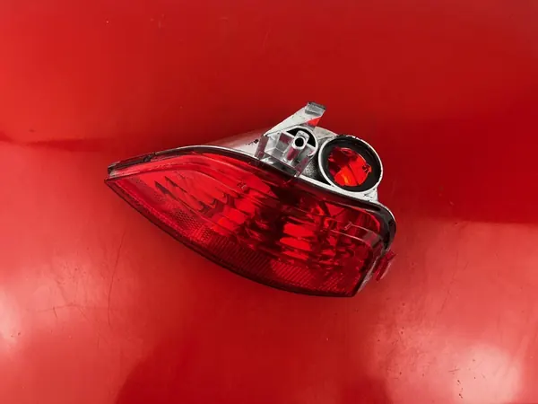 Faros antiniebla derecho Renault Megane III image 2