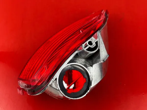 Faros antiniebla derecho Renault Megane III image 5