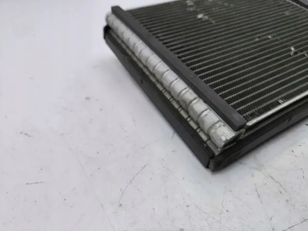 Toyota Yaris 2012 Verwarmingskern Airconditioning OEM AMD115640 image 4
