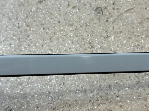 Frontscheiben-Dichtung links OEM LPV17100 Hyundai Ioniq 5 image 4