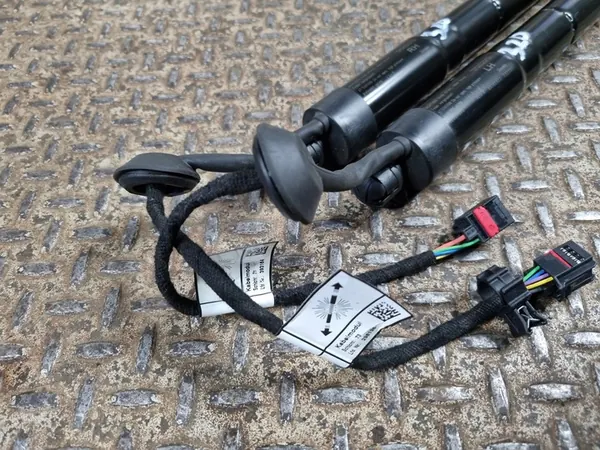 VOLVO XC40 Elektrisk Baklucka Ställdon Vänster 32357573 image 7