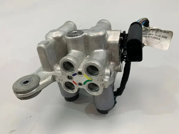 Distributeur Suspension Porsche 911 992 OEM 992511851A image 5