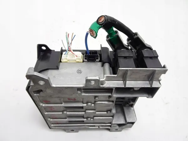 Suzuki Swift MK8 akkukenno OEM 9651068P20 image 3